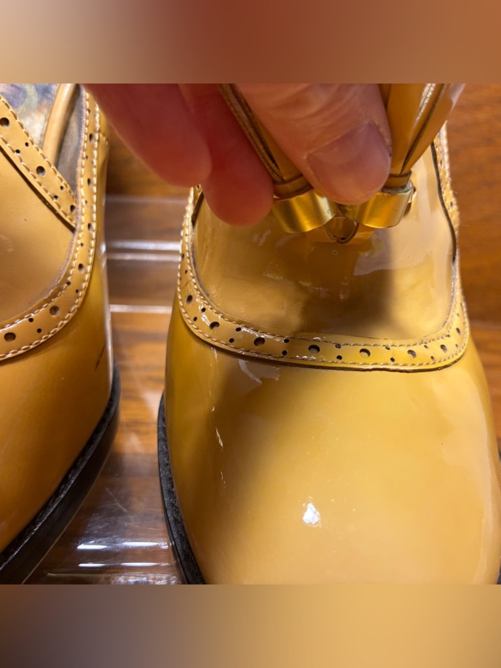 Sam Edelman Tan Patent Leather Tasseled Heeled Loafers Size 9 - Picture 12 of 15
